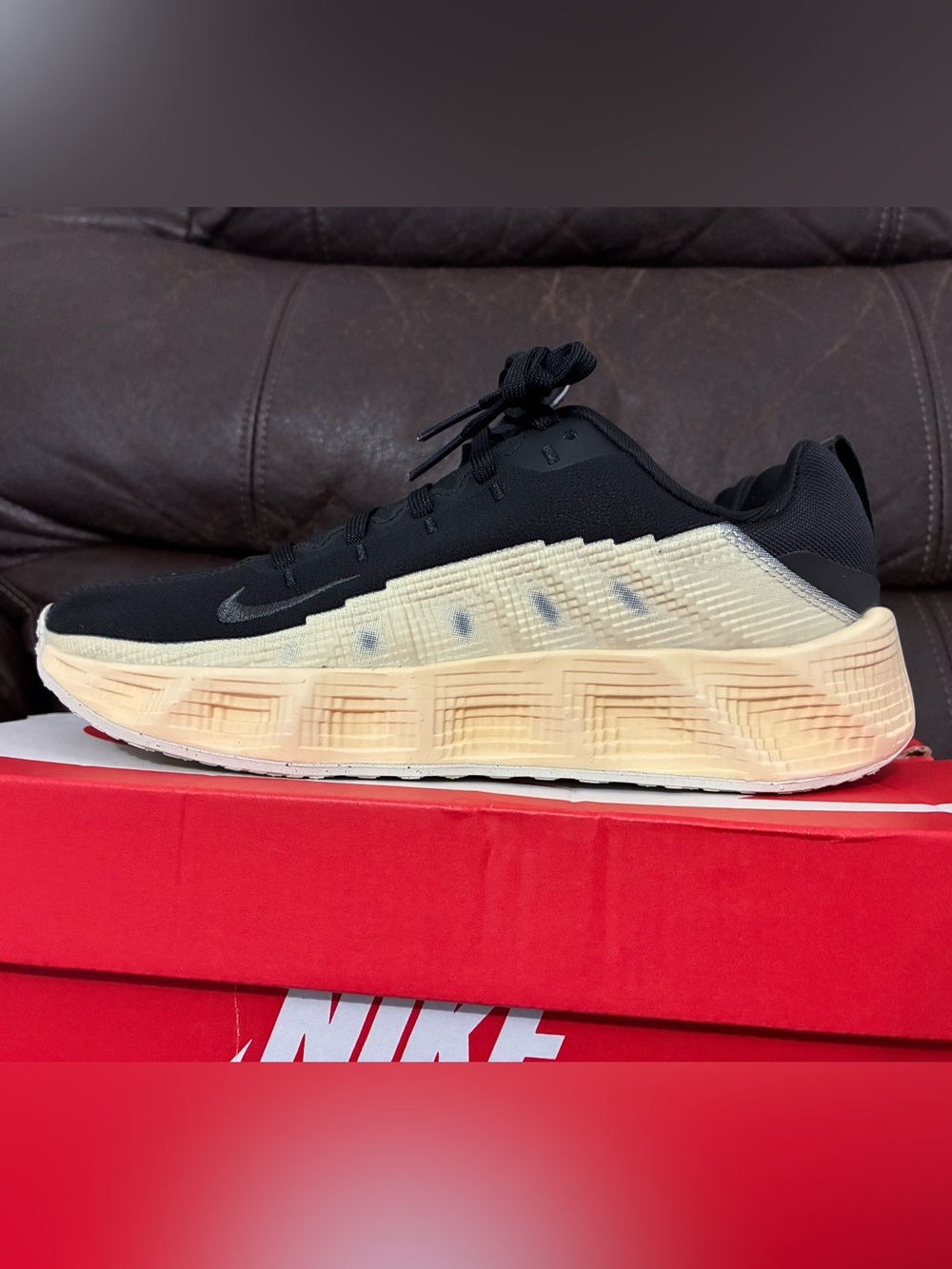 Nike Black and Cream/Beige Trainer Ava Rover brand new in box